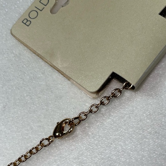 NWT mixed metal long necklace with leaves - Picture 7 of 7